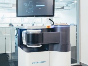 CS_01Robot_1164x352_jpeg