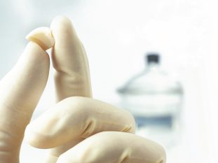 Mano-diente3capas_ampli-ITP